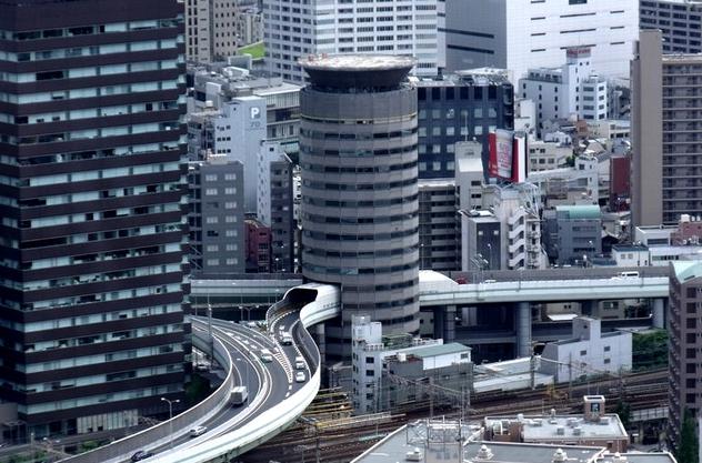 dunyanin-en-ilginc-binalari