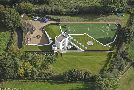 unlu-futbolcularin-luks-dunyalari