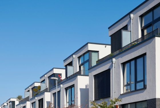 istanbulda-bos-bekleyen-hayalet-evler